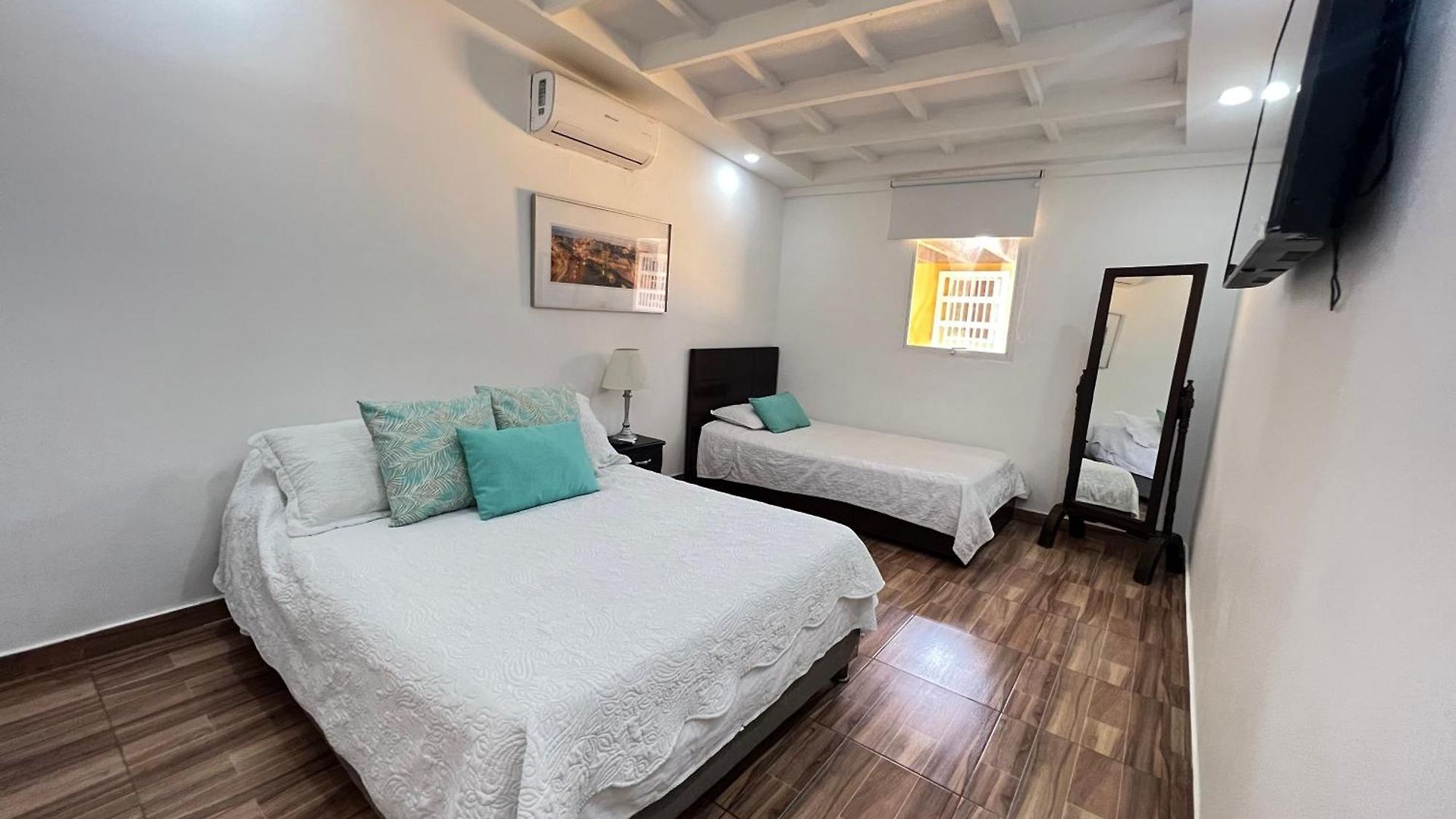 Hermoso Duplex En La Ciudad Amurallada! A218