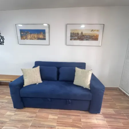 Apartamento Hermoso Duplex En La Ciudad Amurallada! A218 *