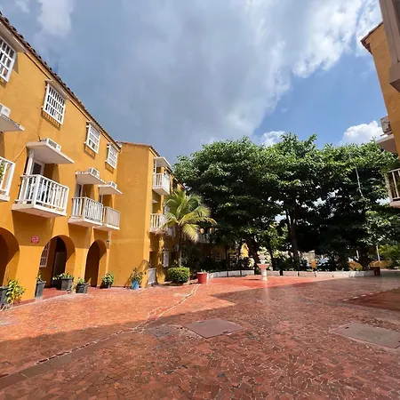 Apartment Hermoso Duplex En La Ciudad Amurallada! A218